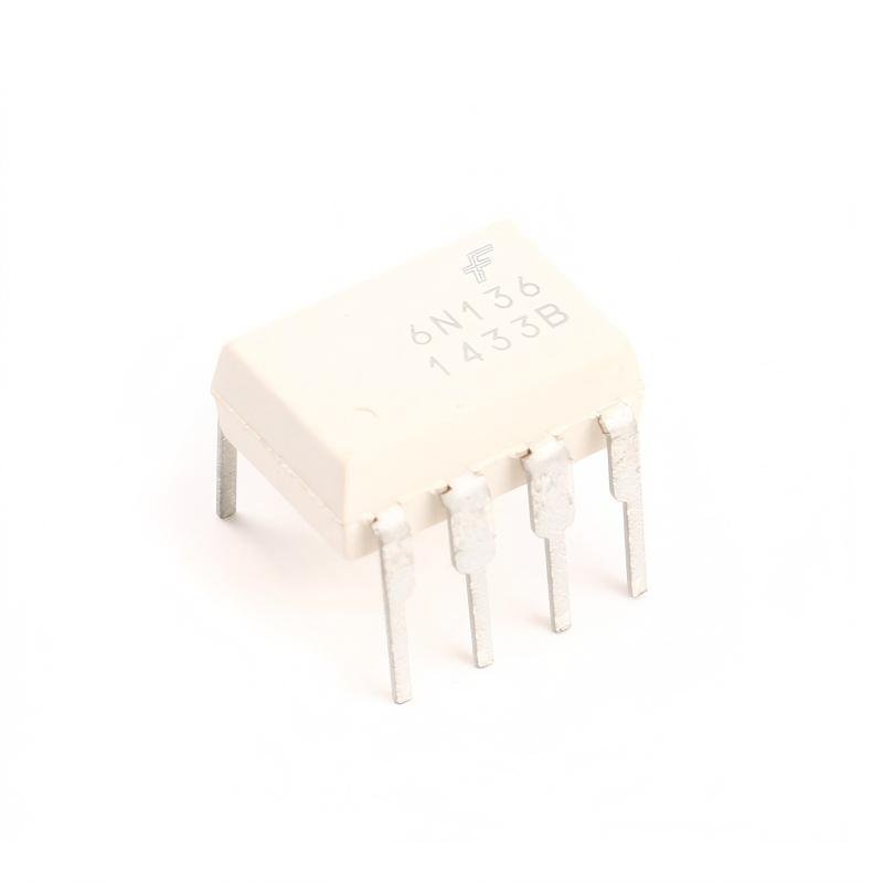 2(1) 6N136M DIP-8 Logic Output Optocoupler Chip - Image 1